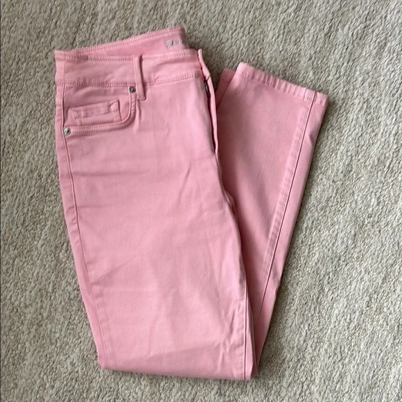 Tommy Bahama Boracay beach super soft straight leJeans Fashion-Forward Statement - Picture 7 of 7